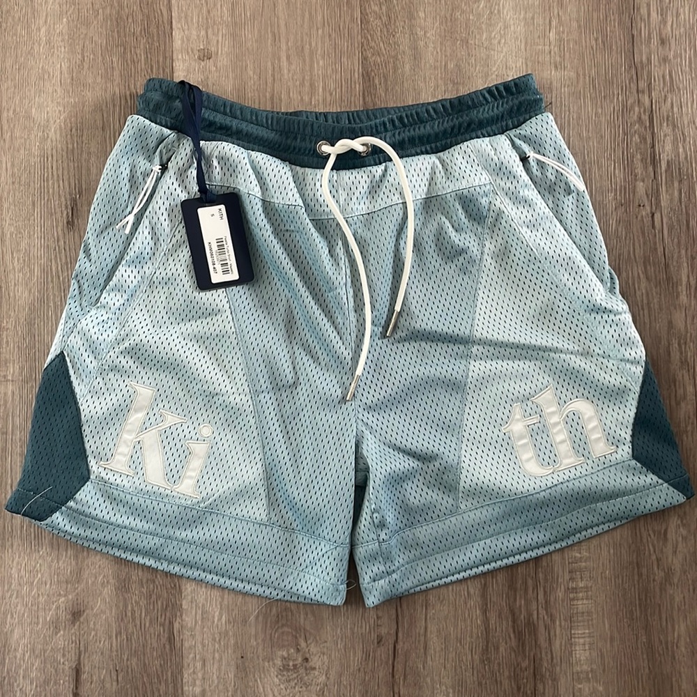 Kith Palette Turbo Short- Majestic size Small